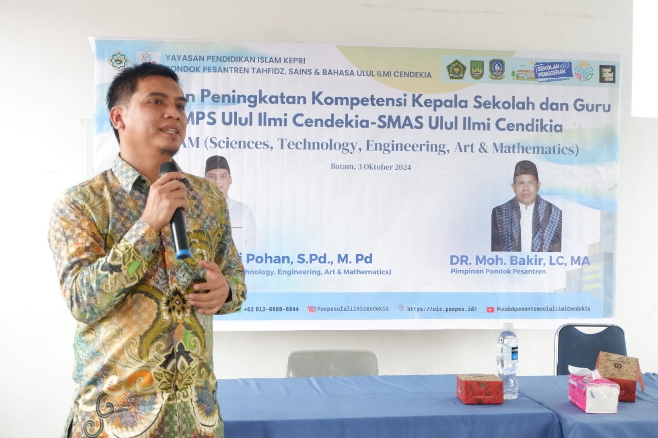 Pelatihan Peningkatan Kompetensi Kepala Sekolah dan Guru SMAS Ulul Ilmi Cendekia